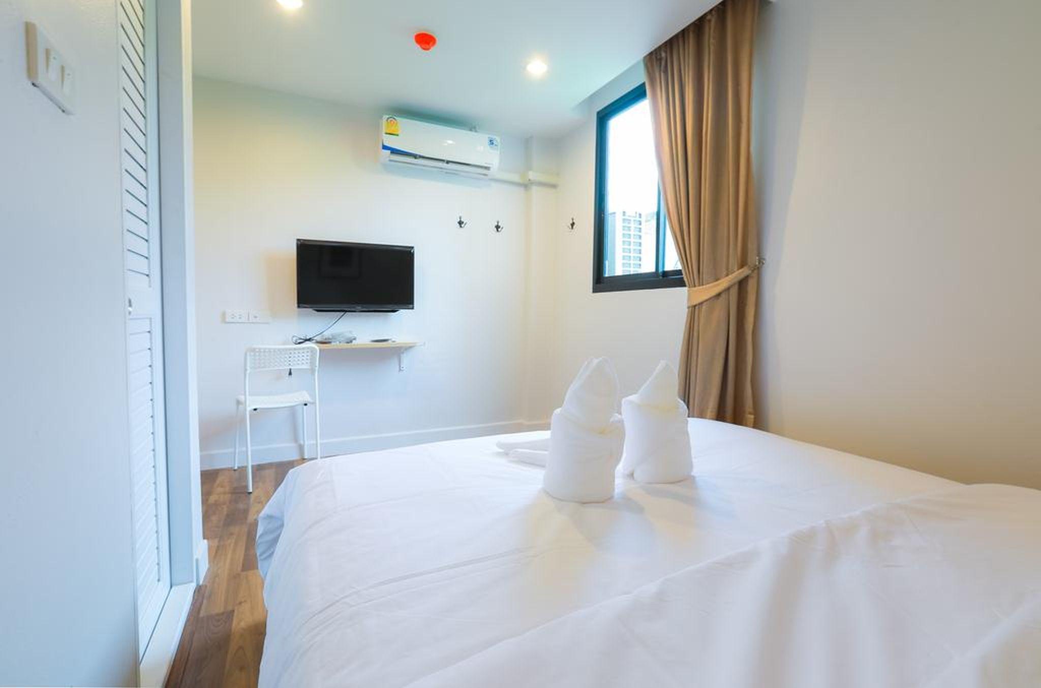 Metro Hotel Bangkok Exterior photo