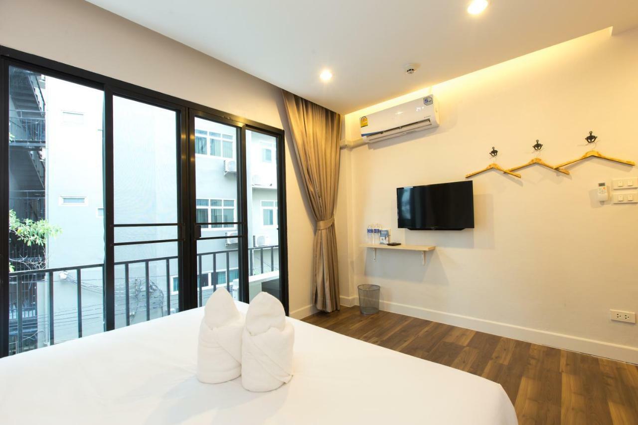 Metro Hotel Bangkok Exterior photo